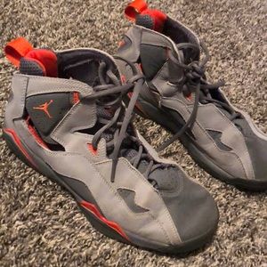 Jordan true flight grey